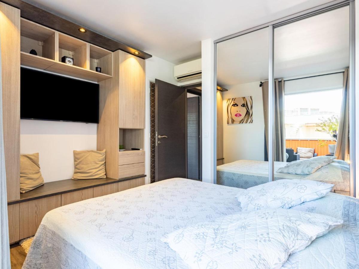 Apartment Les Patios-7 By Interhome Saint-Tropez Zewnętrze zdjęcie
